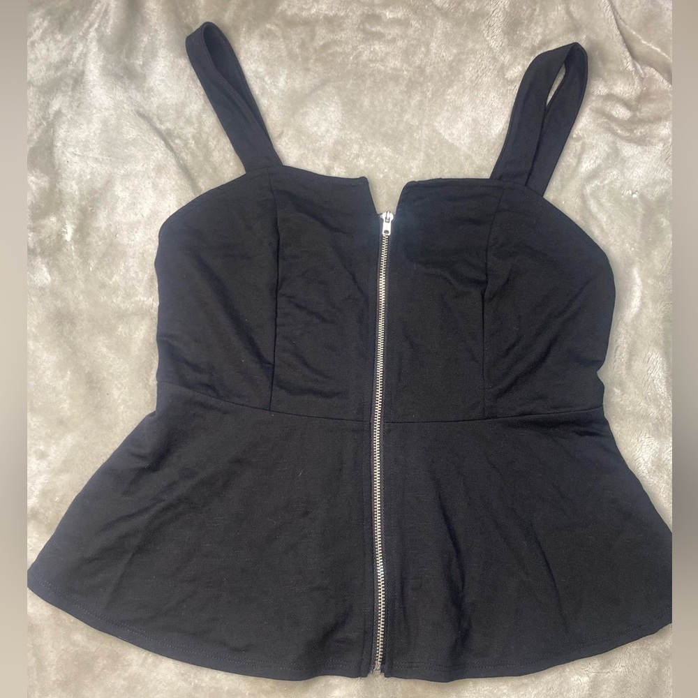 New with Tags Black Sleeveless Top - Size S - EXPRESS